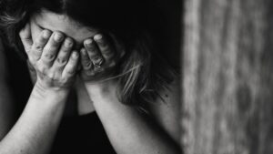 Amor, perda e luto: o que permanece quando alguém se vai