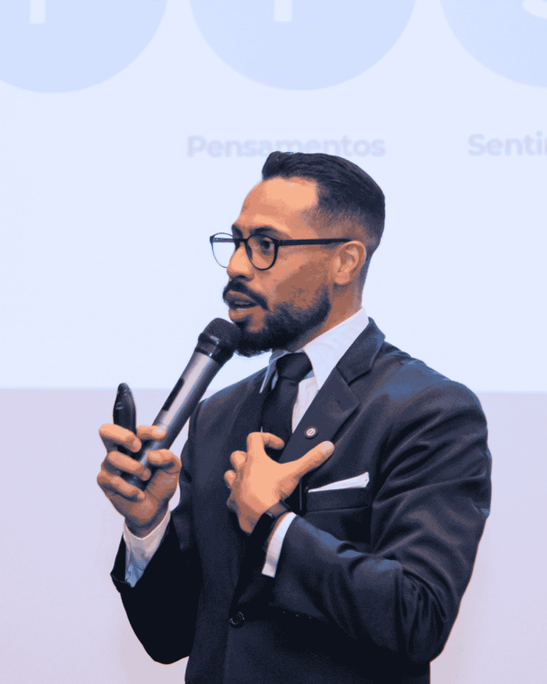 Dr. Harisson Santos